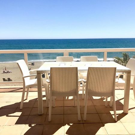 Beachfront Apartment In La Cala De Mijas Buitenkant foto