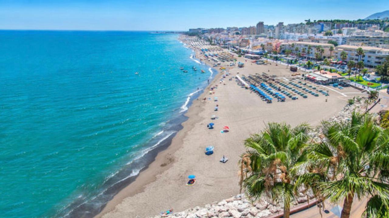 Beachfront Apartment In La Cala De Mijas Buitenkant foto