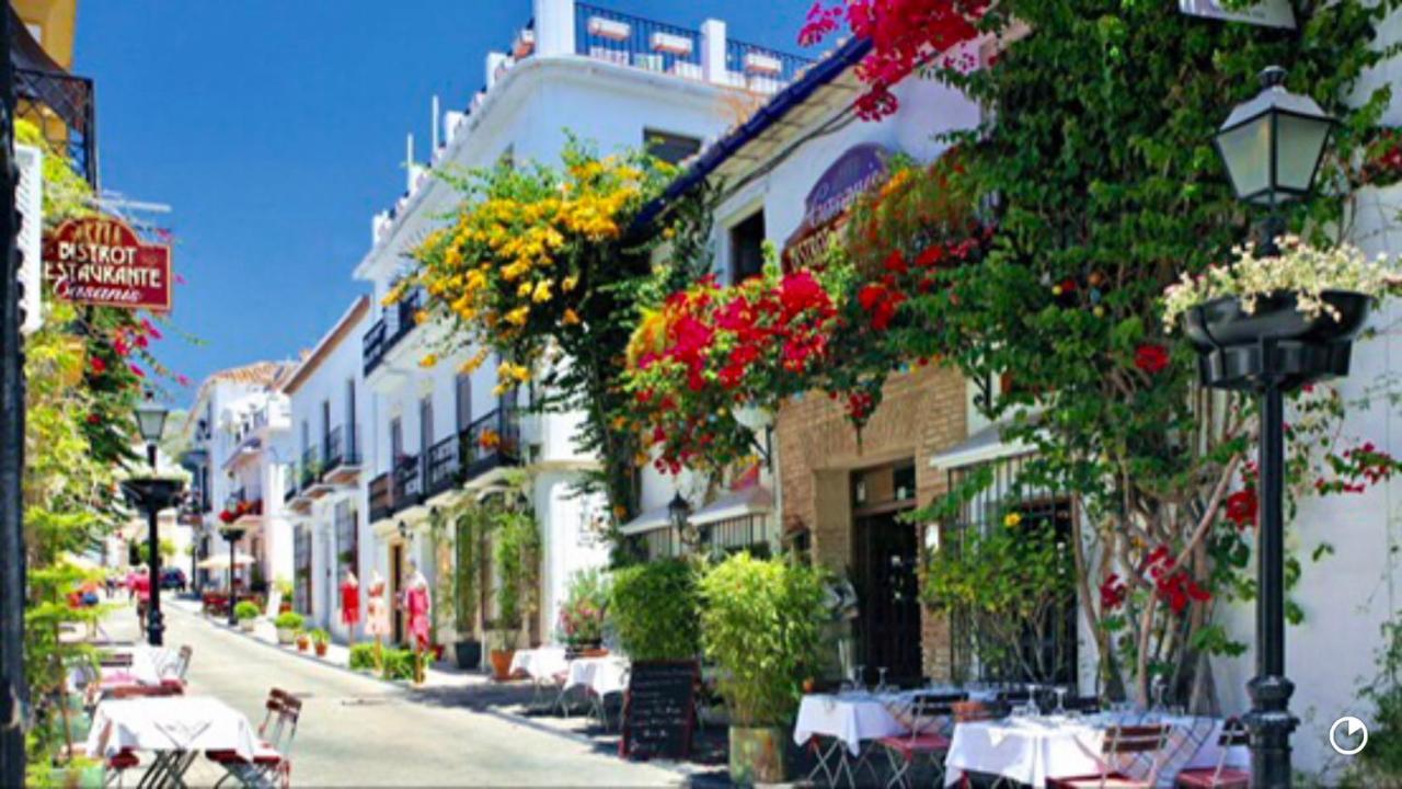 Beachfront Apartment In La Cala De Mijas Buitenkant foto