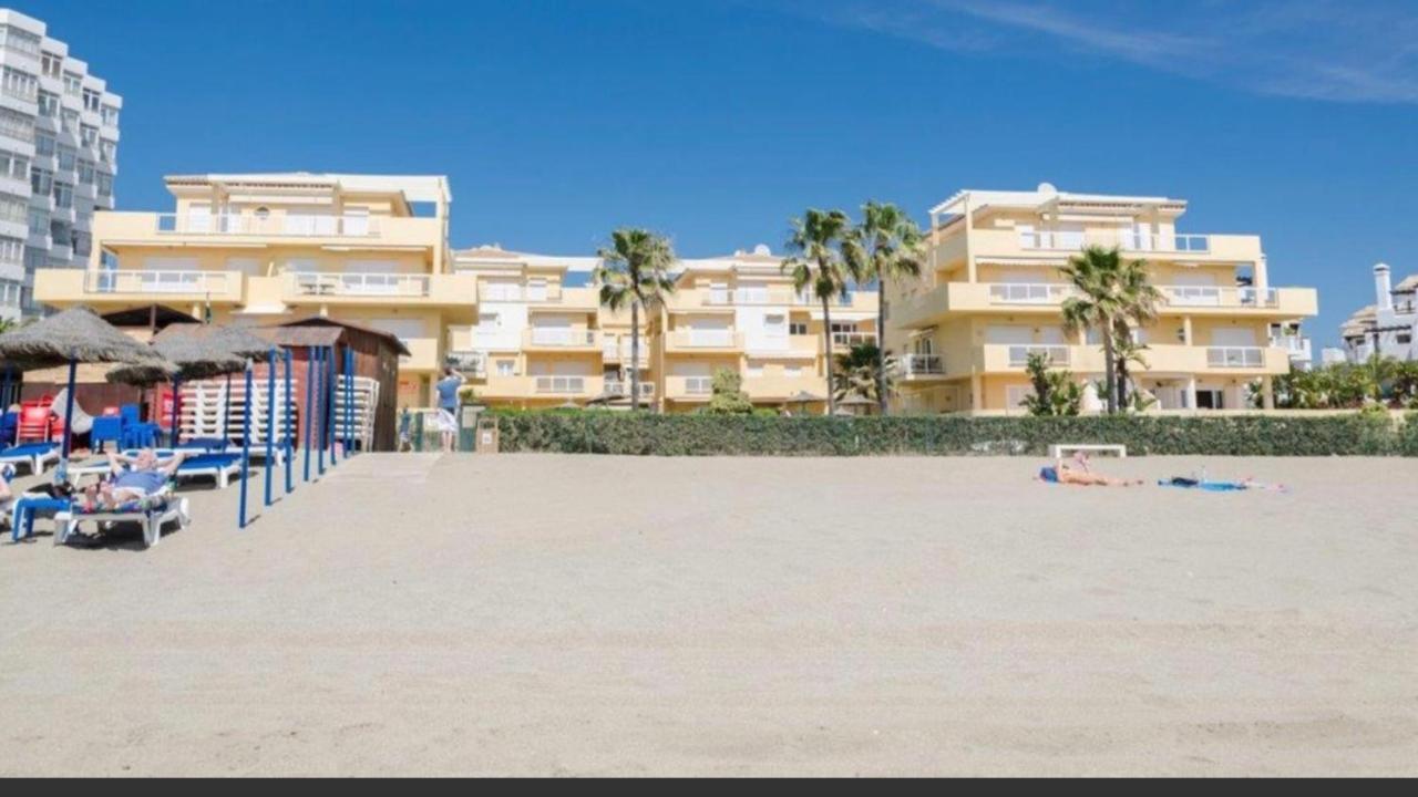 Beachfront Apartment In La Cala De Mijas Buitenkant foto