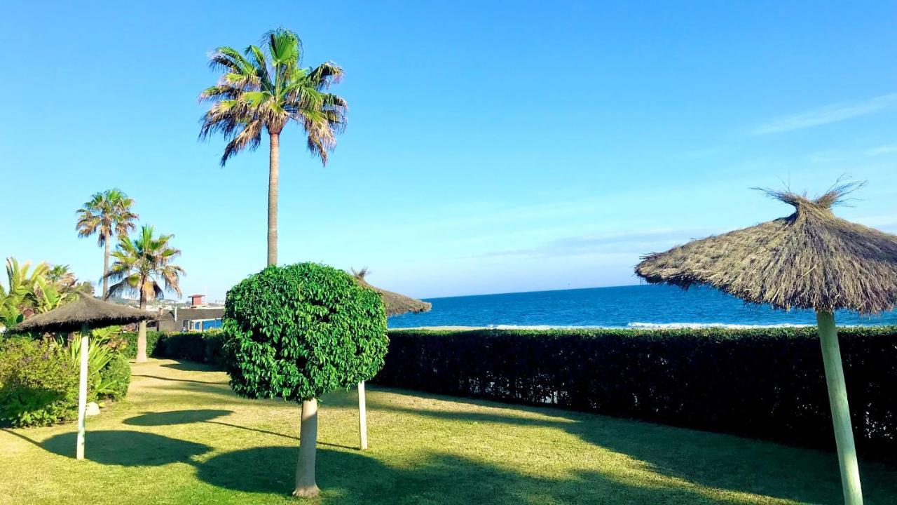 Beachfront Apartment In La Cala De Mijas Buitenkant foto