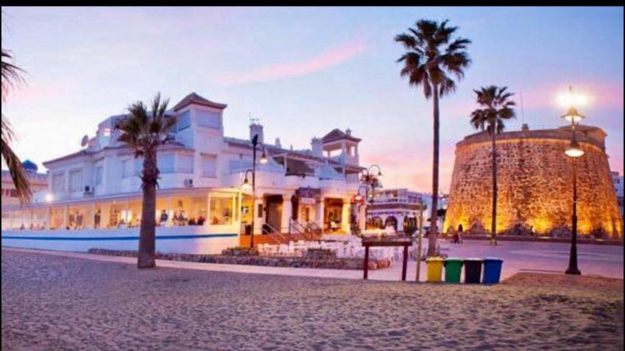 Beachfront Apartment In La Cala De Mijas Buitenkant foto